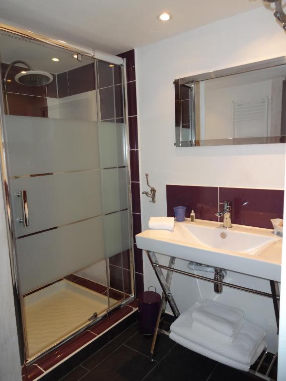 Hotel Le P'Tit Beaumont Bilik gambar